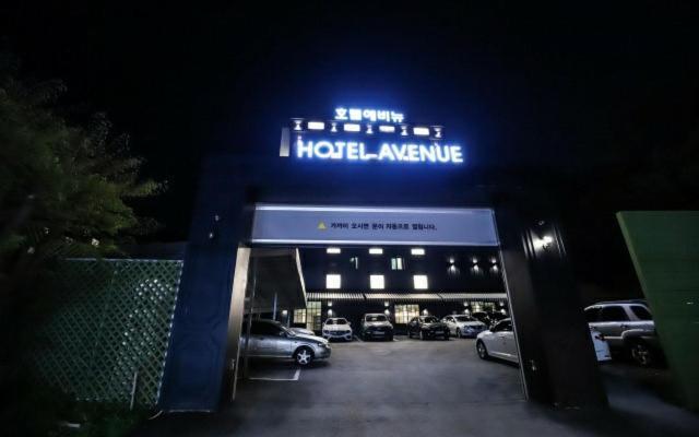Yongin Avenue Hotel Buitenkant foto